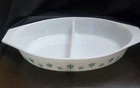 Vintage Pyrex White Blue Snowflake Divided Dish Casserole Baking 1.5 Qt