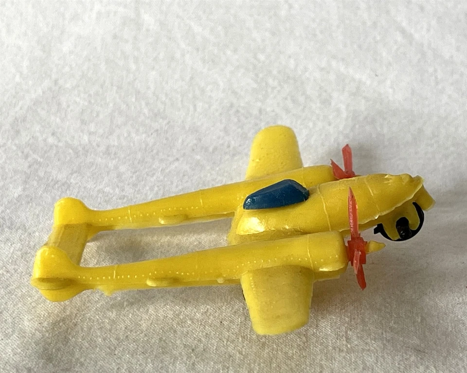 Avión de juguete de plástico vintage años 70 hecho en Hong Kong P-38 #A447 Foto 2 de 4