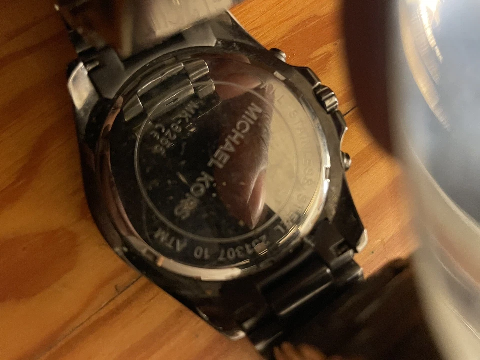 Relógio cronógrafo Michael Kors Bradshaw - Modelo MK 8255 - Imagem 2 de 4