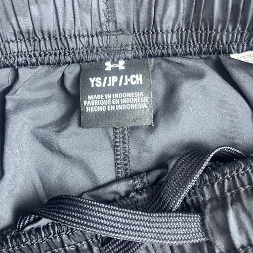 Under Armour Youth Boys Shorts Small Black Loose Fit Woven Lightweight UA - Picture 3 of 12