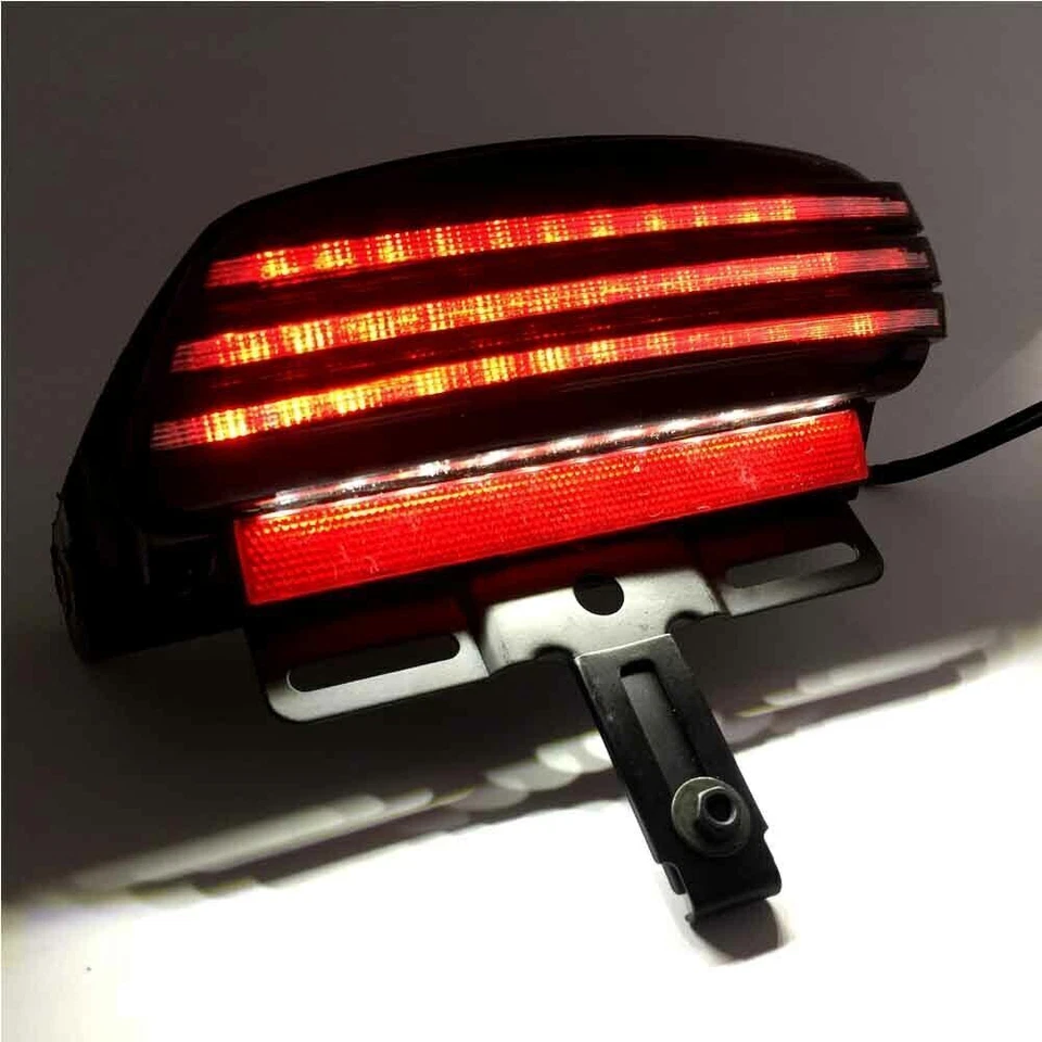 Luz de freno trasera LED Tri-Bar para guardabarros para Harley Softail FXST FXSTB FXSTC FLSTSB # Foto 2 de 4