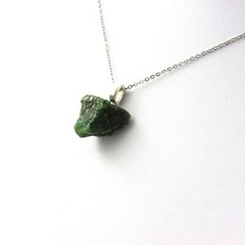 Raw Tsavorite Garnet Necklace. 25.79 Ct. Manyara Region, Tanzania.