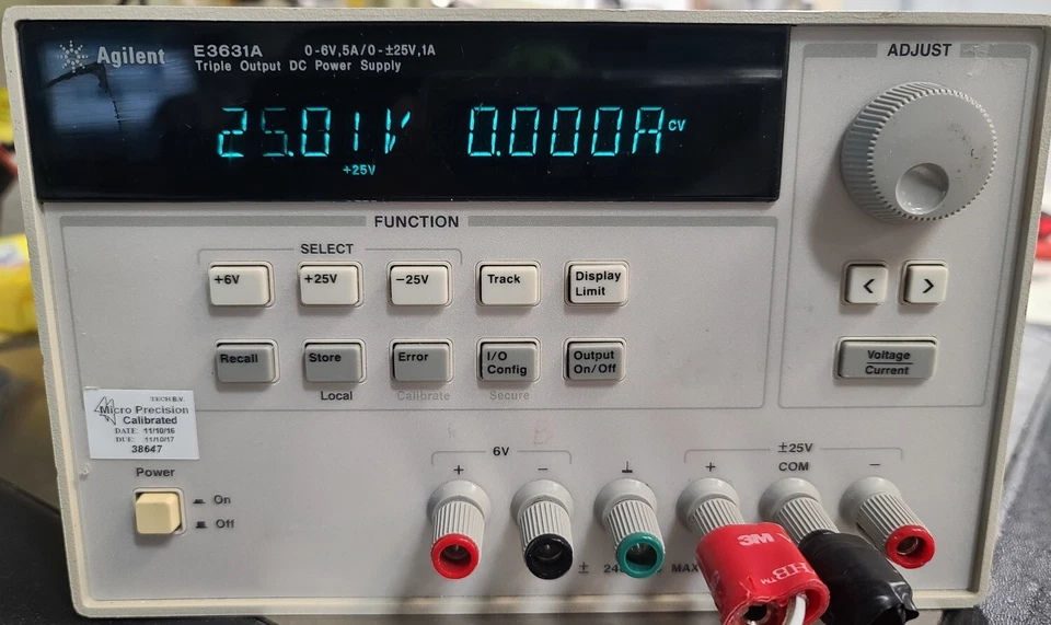 HP E3631A 0-6V/5A, 0-25V/1A, & -0-25V/1A Triple Output DC Power Supply - Image 4 of 4