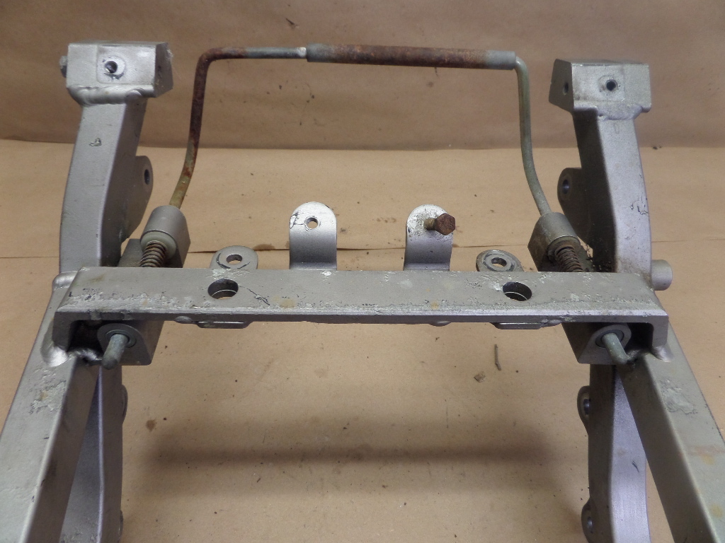 1993 KAWASAKI NINJA ZX750 REAR SUBFRAME | eBay