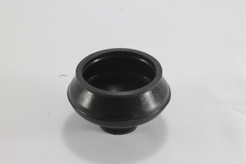 Kubota Cover Dust Rubber L2650 L2950 L3130 L3240 L3430 L3450 L3540 L3560 L3830 - Picture 2 of 2