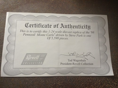 #1 Steve Park Pennzoil -98 Monte Carlo Revell NASCAR Diecast 1:24 display case - Picture 7 of 7