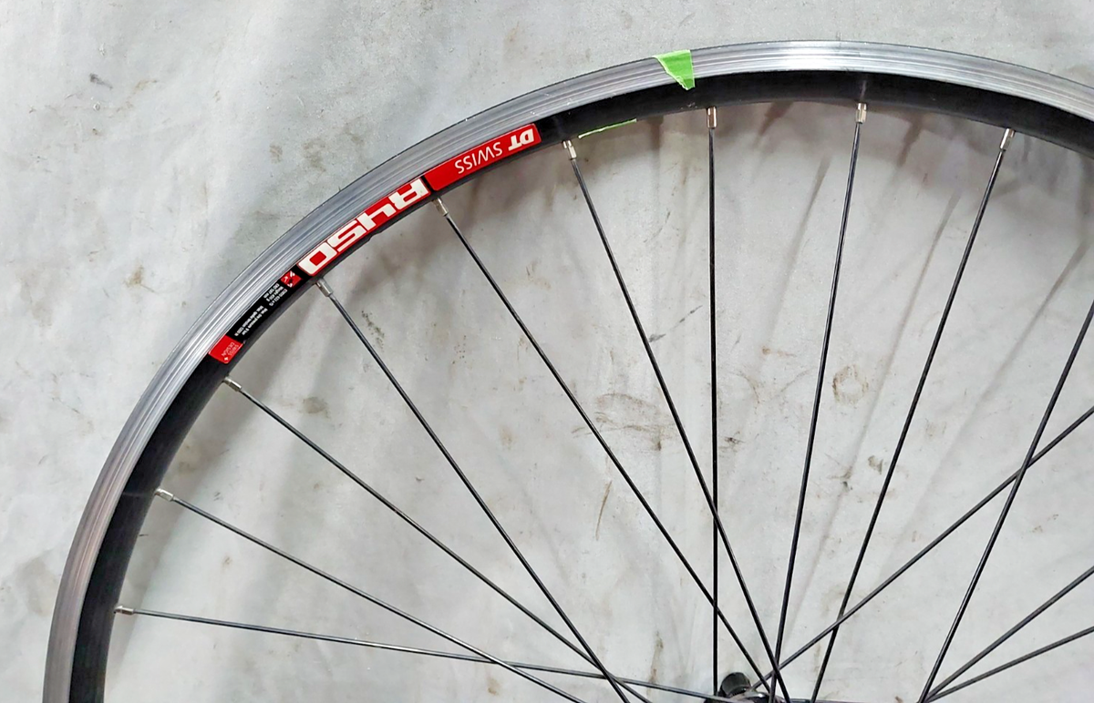 DT Swiss R450 Front 700c Racing Road Bike Wheel Shimano 105 Hub QR