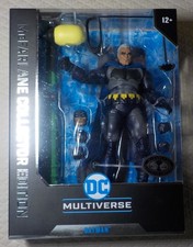 McFarlane Collector Edition 21 Batman Battle Damage Blue Platinum Chase Figure