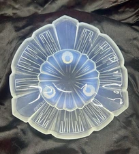 Beautiful Art Deco Opalescent Trifoil Trinket Or Candy Dish Marked Balloon