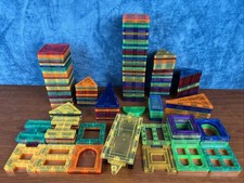 Lot of 192: 75 Picasso Tiles Magnetic + 117 U...