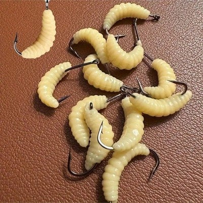 Rubber Maggots Grub Lures Set with Hooks for Bass Trout Crappie Bluegill