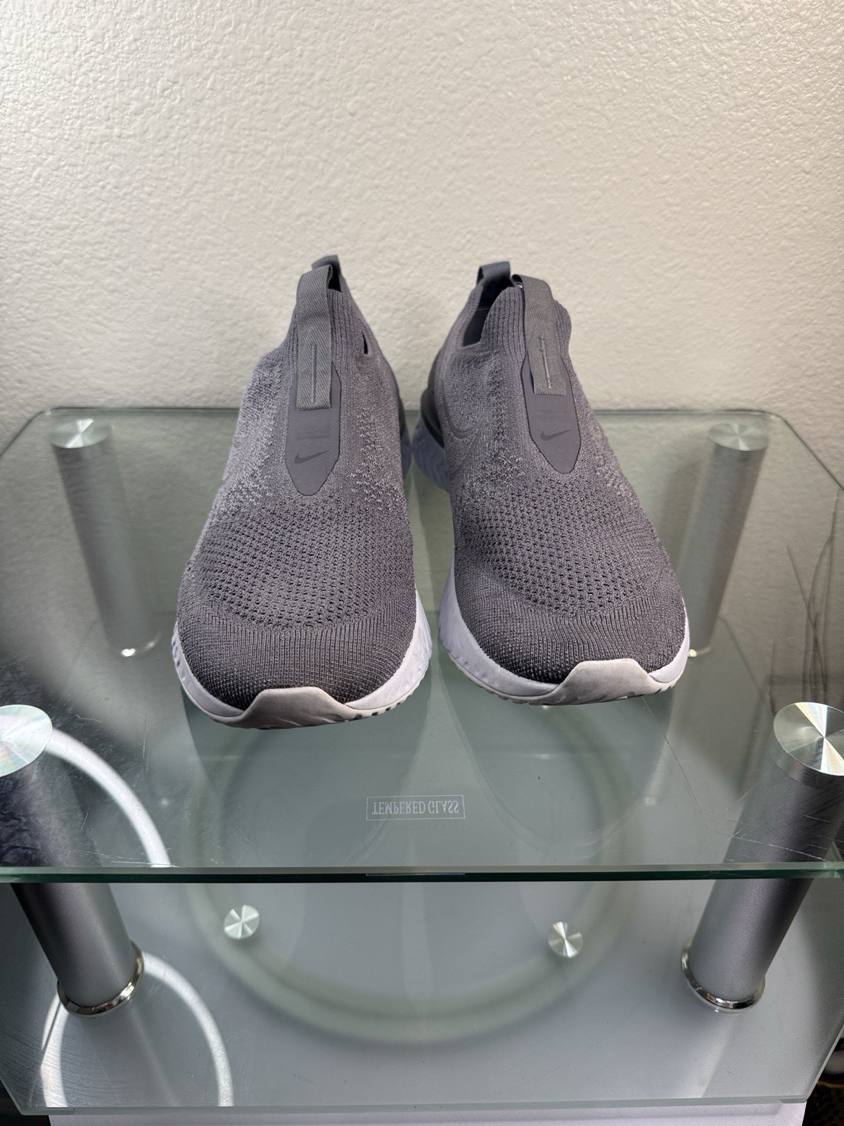 Nike Epic Phantom React, Flying Net Wolf Gray Run… - image 1