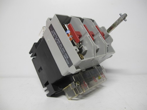 Interruptor de desconexión de caja moldeada Allen Bradley 30 amperios 600 V mango de 3 pH 194R-HS4 AB - Imagen 8 de 14