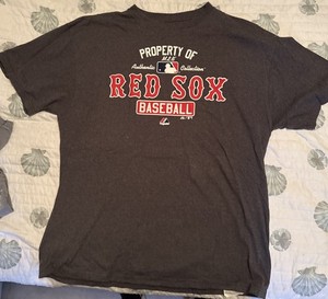 MLB Boston Red Sox  T-Shirt Property of Boston Red Sox Majestic Size XL