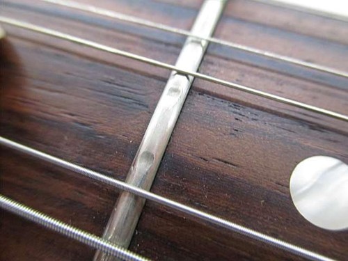 SQUIER JAGMASTER Usado Cuerpo de tilo Cuello de arce Diapasón de palisandro Rojo - Imagen 8 de 12
