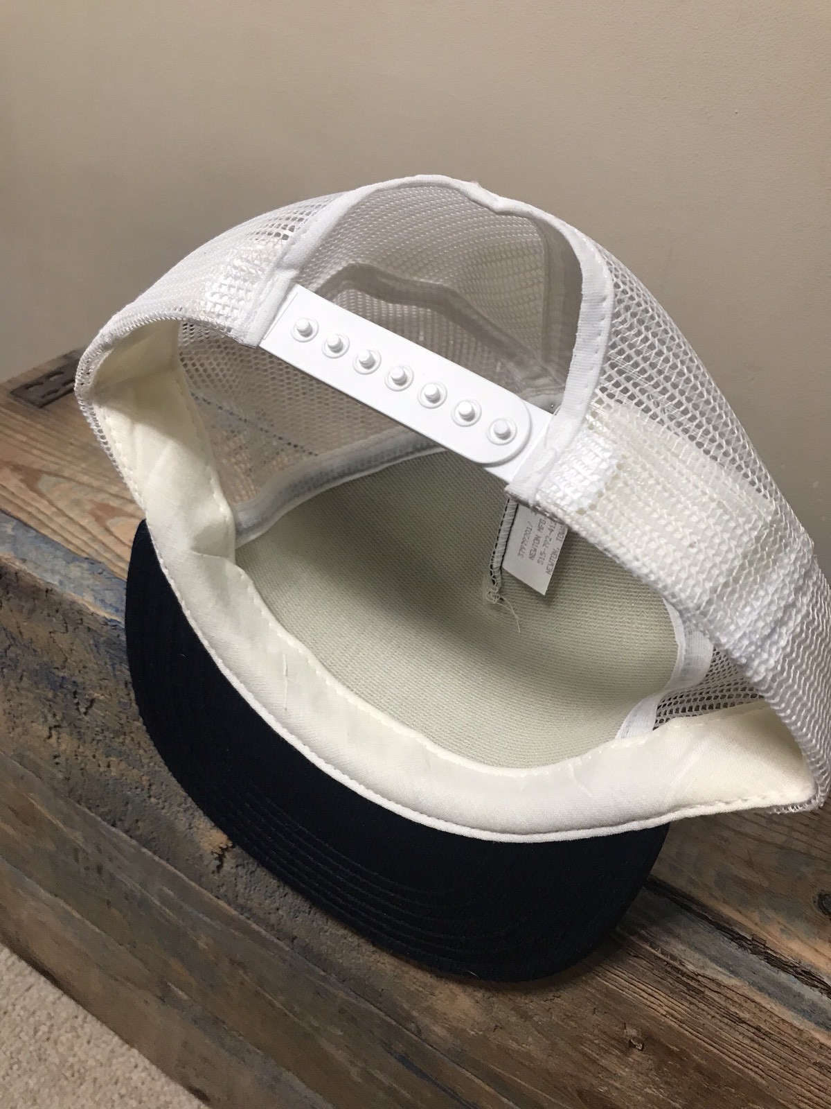 Vintage Roberts Electric motors hat Made in USA snapb… Gem