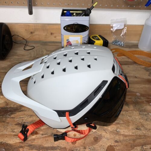 Dynafit Tlt Skimo Backcountry Ski Helmet Triple Cert L/xl - Picture 1 of 3