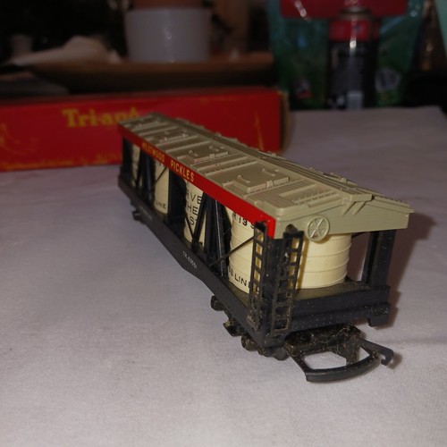 Tri-Ang OO/HO R139 Westwood Pickles Car T.R.63551 XLNT Condition SHIPS FROM USA - Picture 5 of 6