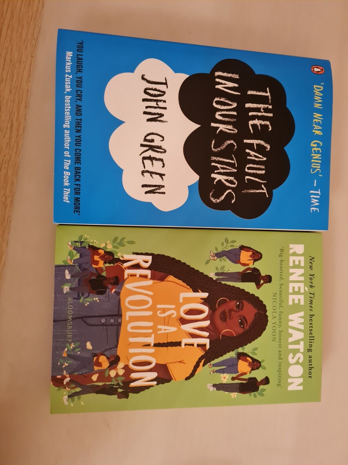 Thumbnail - The Fault In Our Stars Von John Green , Love Is A Revolution Von Renée