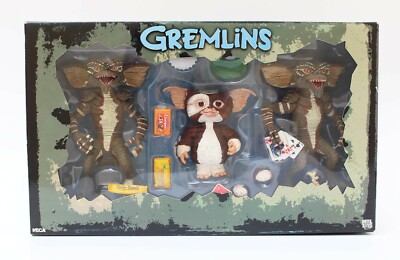 グレムリン ギズモ NECA REEL TOYS SALE - Vintage NECA GREMLINS 3 Pack Figure Set Gizmo 2008