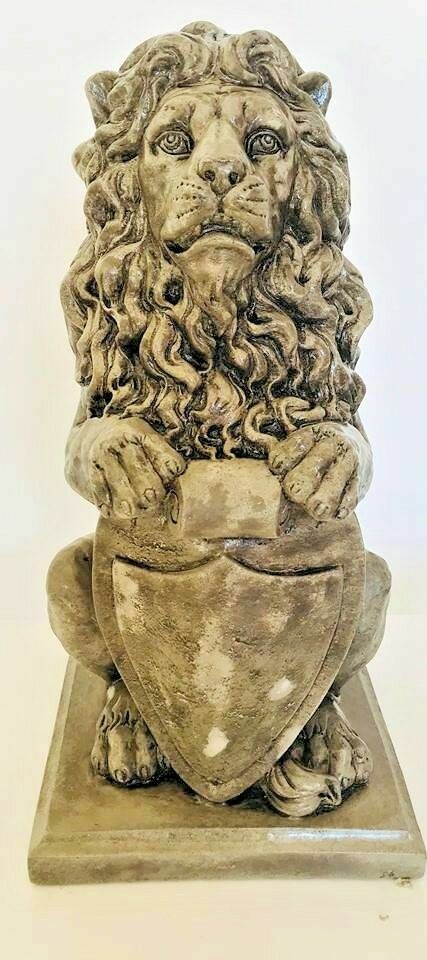 Latex mould WITH FOAM SUPPORT for making this Stunning Large Lion Statue