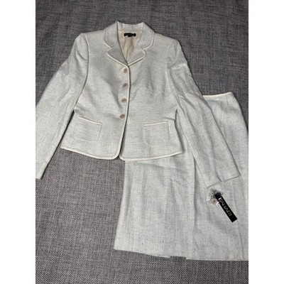 Tahari Women's Two Piece Skirt Suit Light Blue Tweed Size 8 Blazer