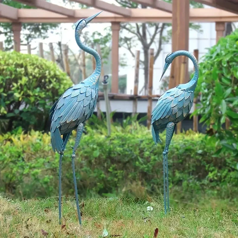 Set of 2 Metal Crane Garden Statues – Standing Bird Yard Art for Lawn Patio Pond - Image 2 of 4