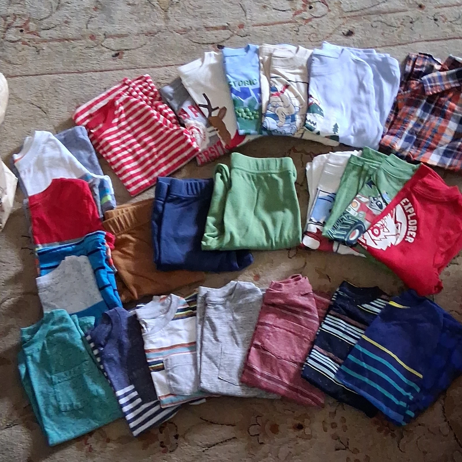 Boy 5T Mixed Clothing Lot Shirts & Pants Multicolor Cotton Dinosaur Striped
Opens in a new window or