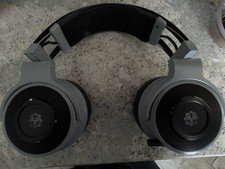 Gears 5 Razer Headset Limited Edition Used - ...