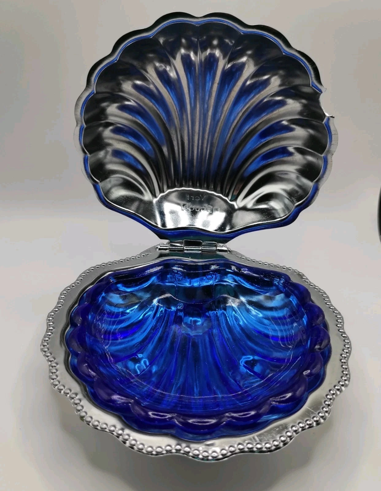 Vintage French Shell Shaped Blue Glass Butter Dish with Knife
Opens in a new window or tab