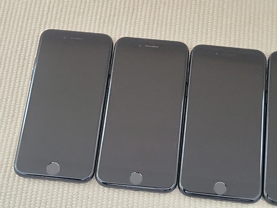 Lot - 5 EXCELLENT Apple iPhone 7 A1778 32GB Black Unlocked AT&T 90%+ BATTERY - Image 4 of 4