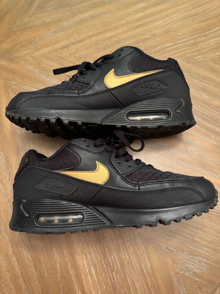 Preços baixos em Nike Air Max 90 Essential Black Gold | eBay