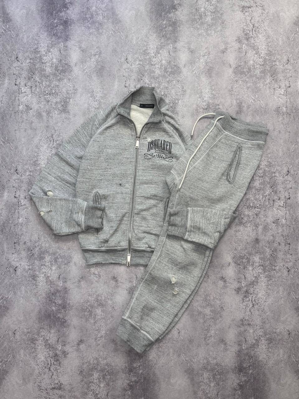 ¡Raro! Sudadera/pantalones deportivos desgastados Dsquared2