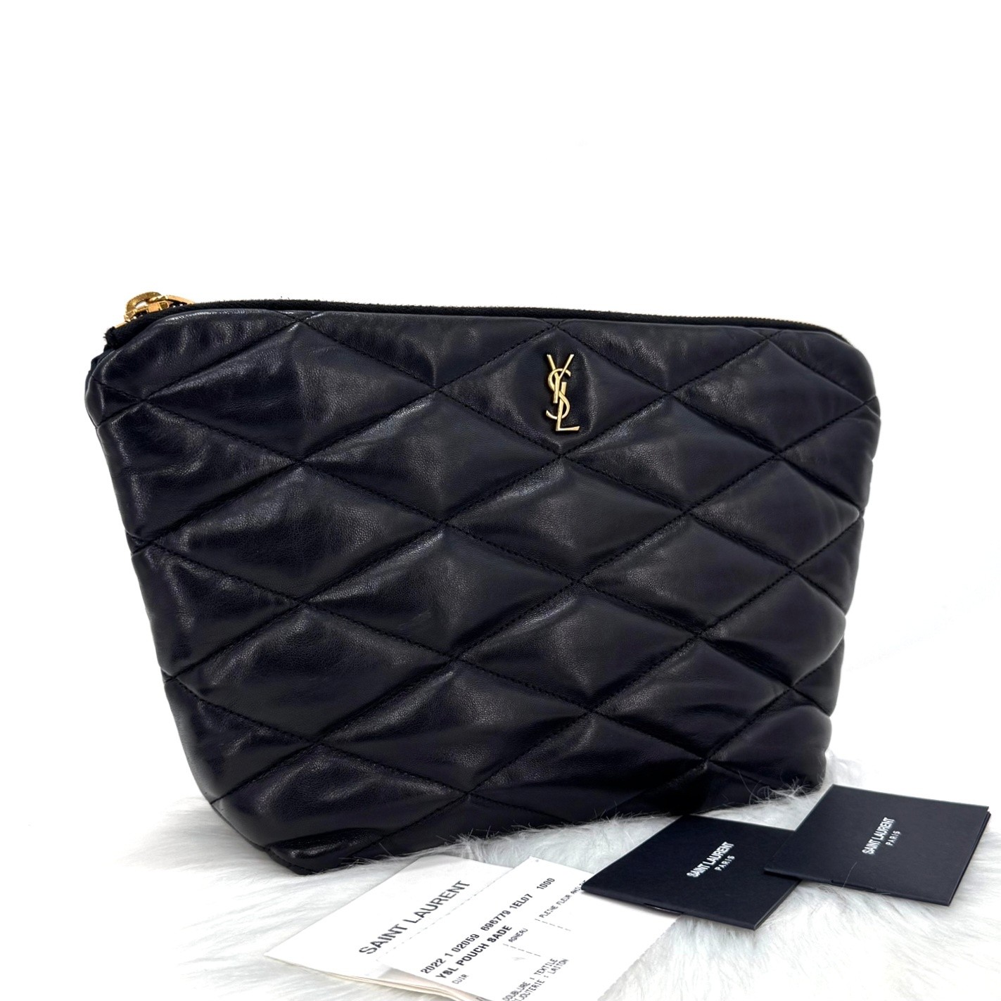 Saint Laurent Monogram Borsa pochette trapuntata nera (696779) 132568779