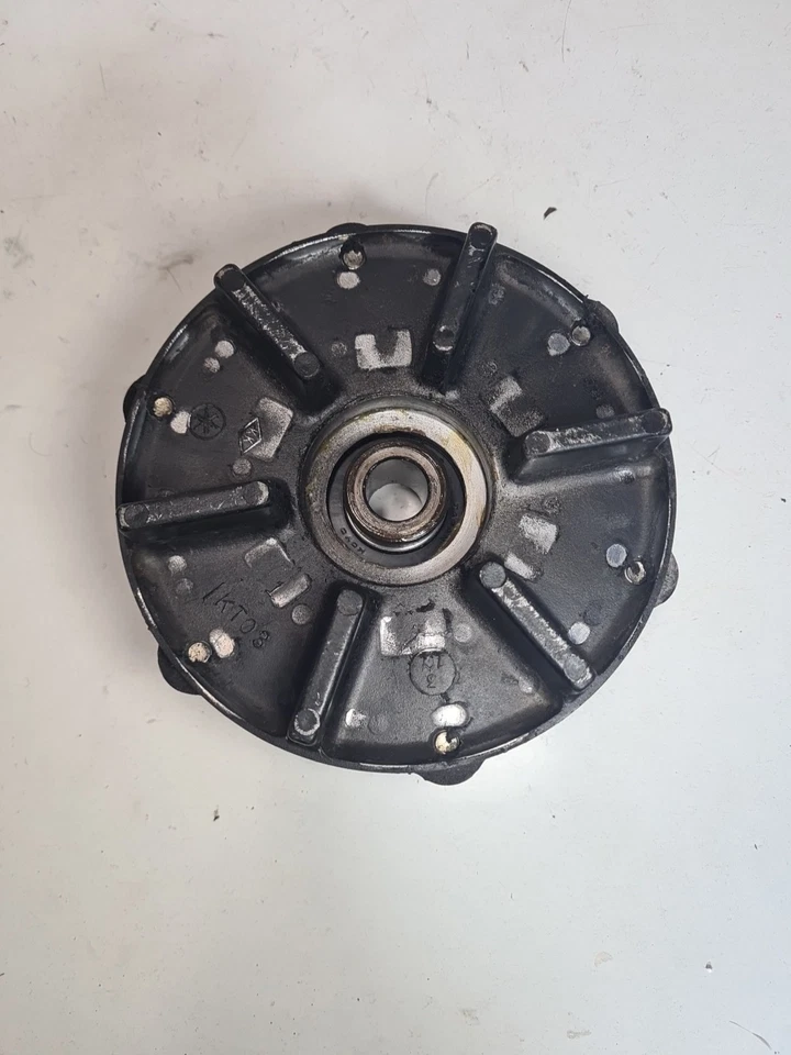 Portapiñones trasero Yamaha FZR400R 1WG 1988-1994 Foto 2 de 4