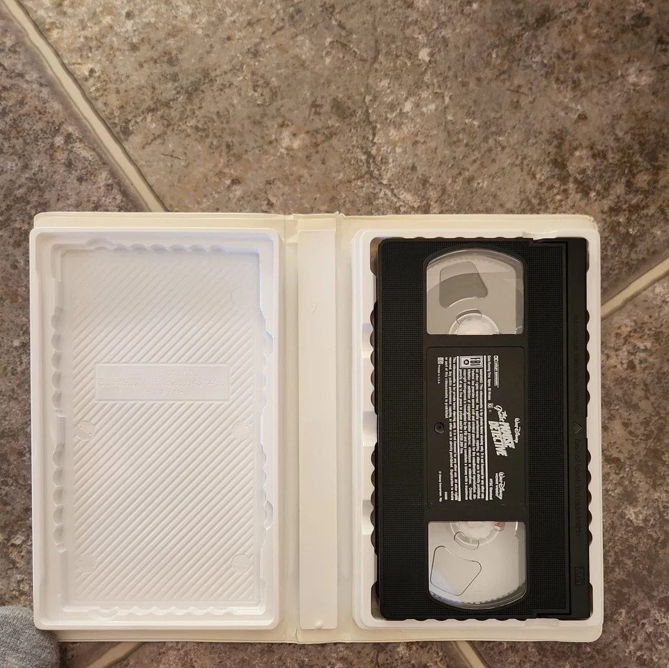 The Adventures of the Great Mouse Detective (VHS, 2002) Walt disney - Image 3 of 4