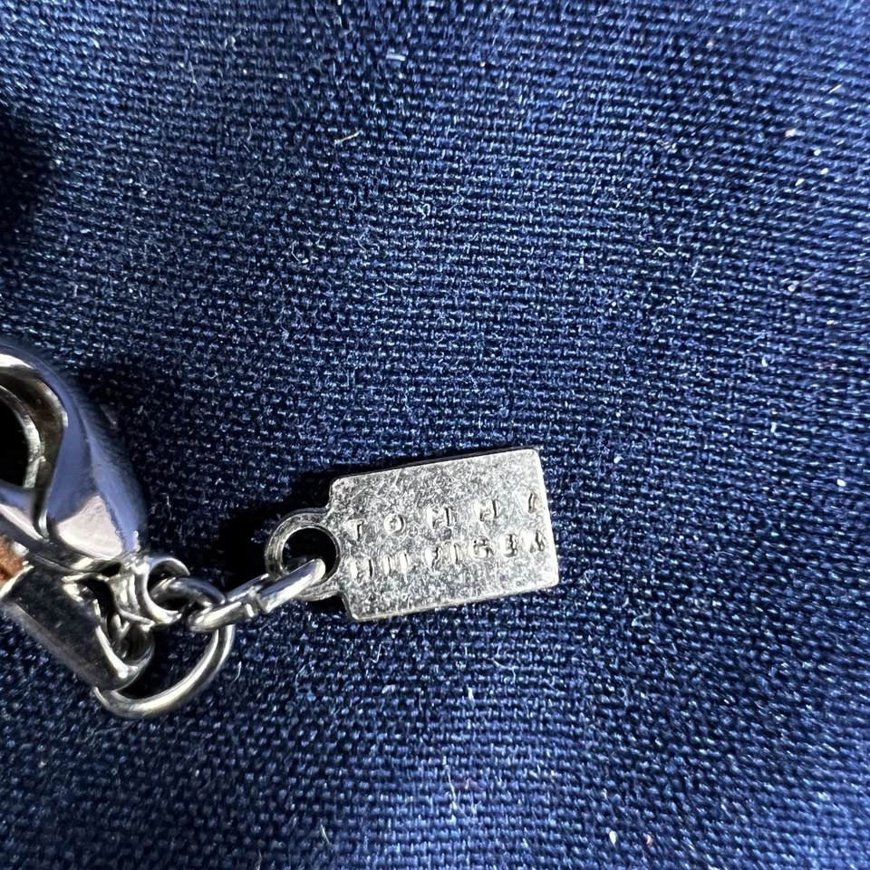 Pulsera Tommy Hilfiger Imitación Turquesa Cuentas con Cordón de Cuero y Cierre de Langosta Foto 3 de 3