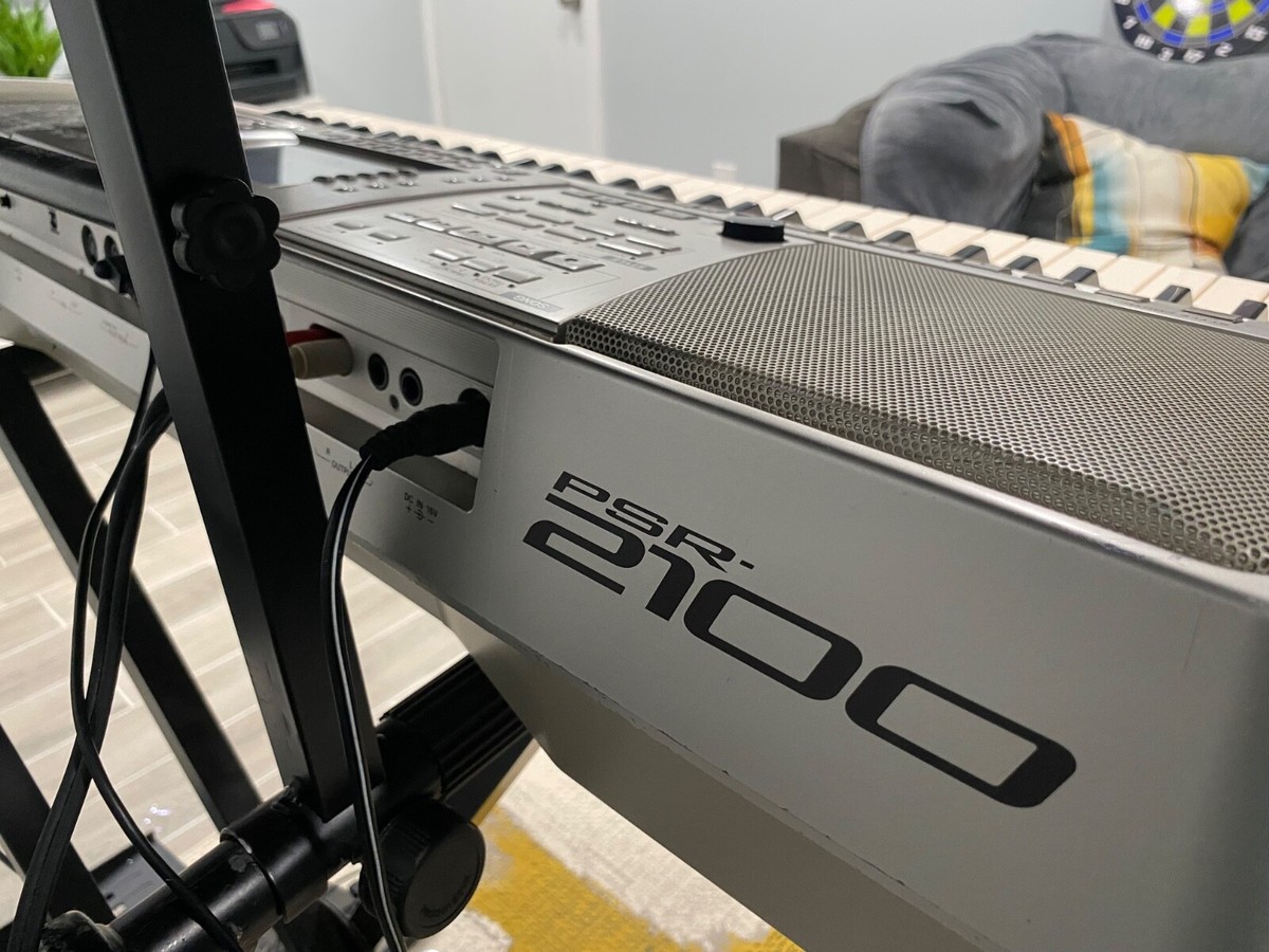 Yamaha PSR-2100 電子オルガン 61鍵盤 Yamaha PSR-2100 電子オルガン 61鍵盤 Yamaha PSR-2100 61-key