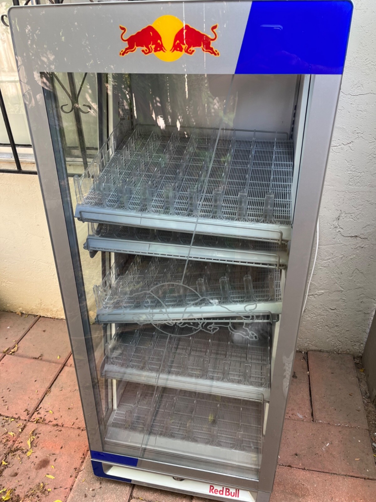 red bull fridge cooler 5ft L.E.D lights both in and out clean inside