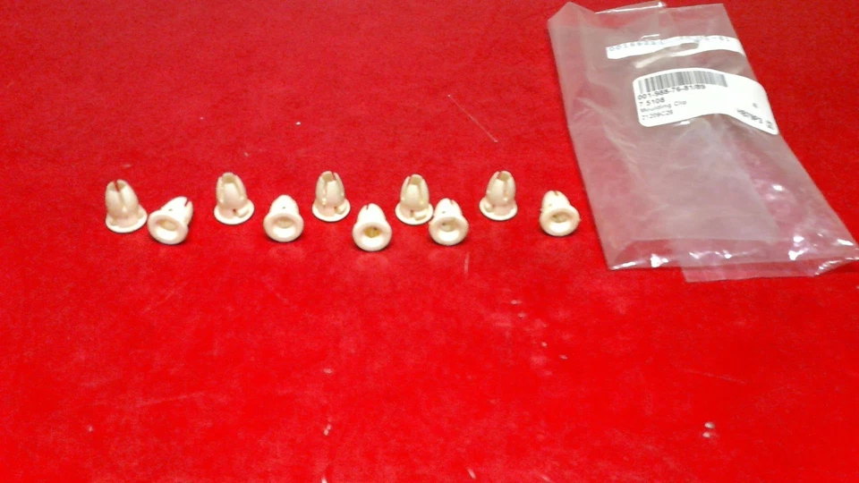 Juego de 10 clips de moldura Mercedes W202 W210 C220 C230 C280 C36 E300 0019887681 Foto 2 de 4