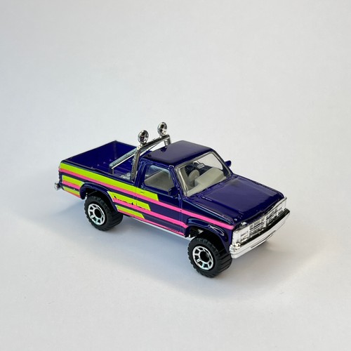 Matchbox Dodge Dakota PickUp Purple Body CHROME Base and Rollbar Mint - Picture 2 of 8