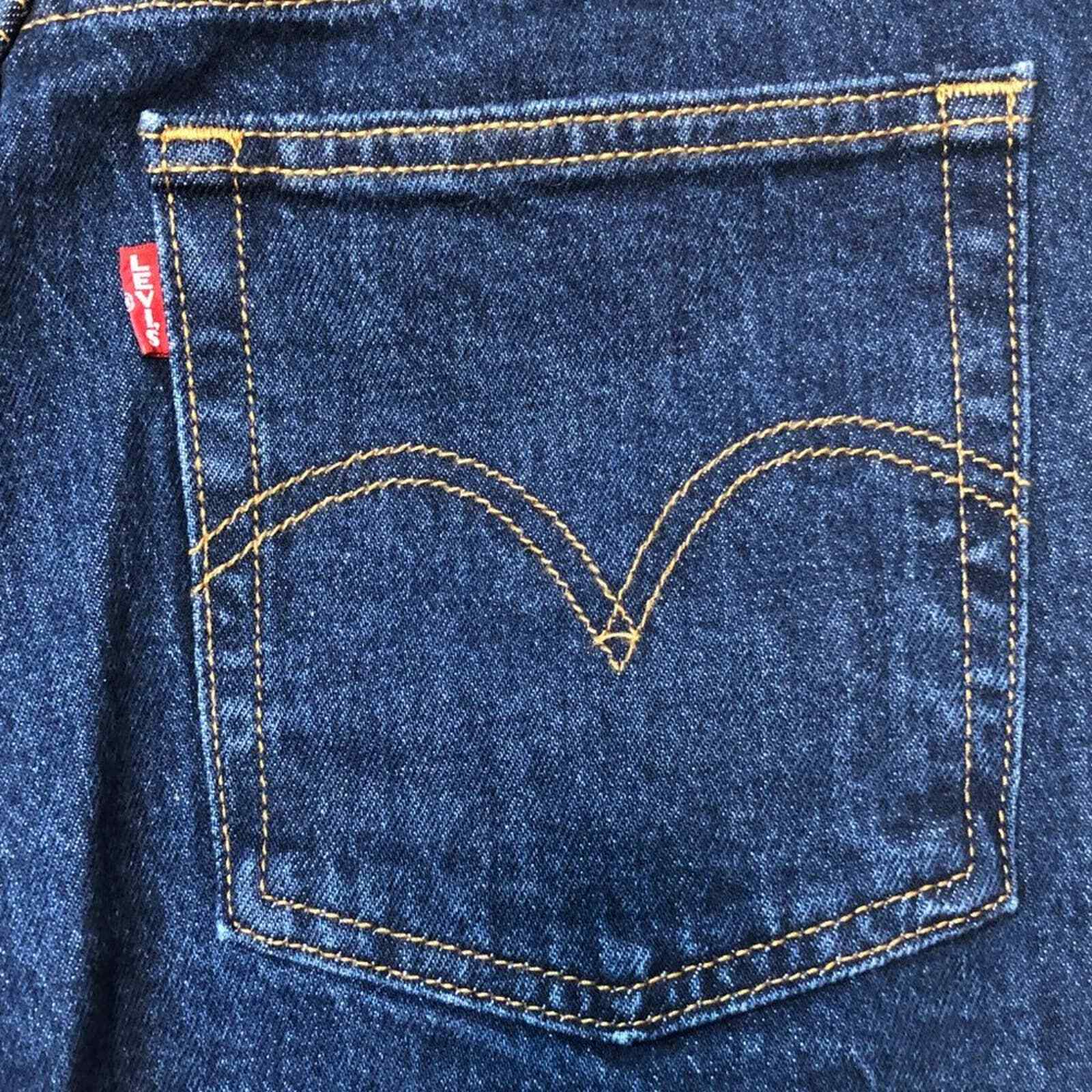 LEVI'S Wedgie Icon Fit Jeans Salsa Roll Wash 26 Gem