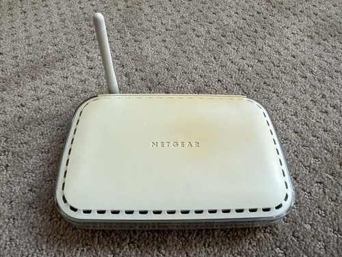 Netgear WGPS606 Wireless Print Server 4-Port Switch - Picture 2 of 6