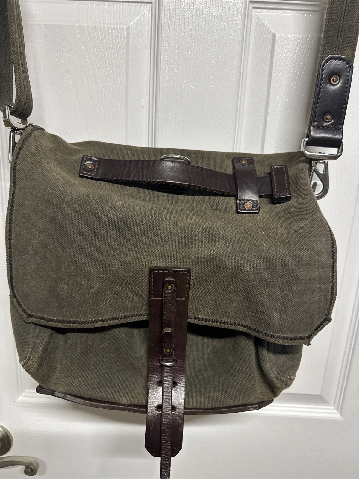 Saddleback Leather Medium Waxed Canvas Gear Bag eBay