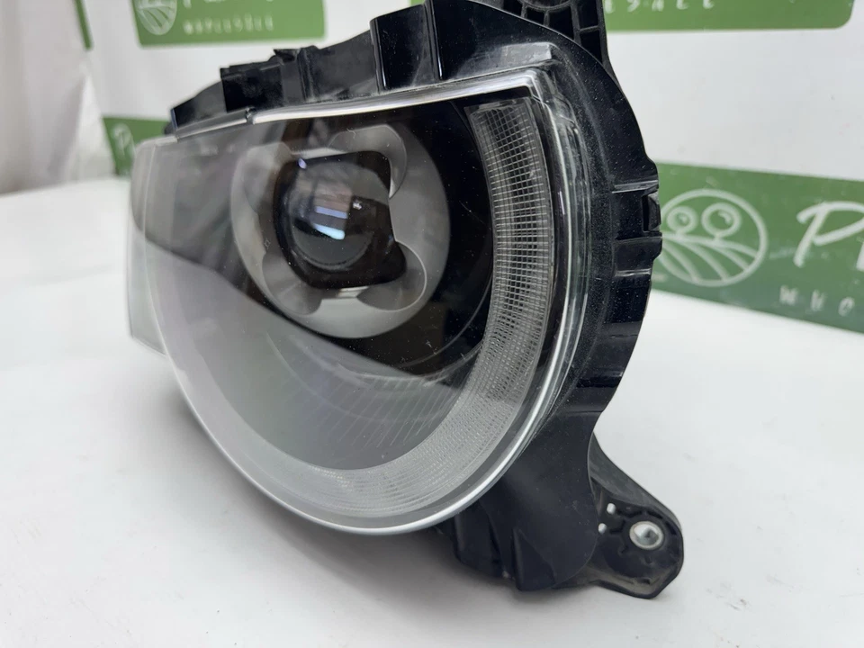 Faro derecho proyector LED 2020-2025 OEM L8B2 13W029 FF Foto 3 de 4
