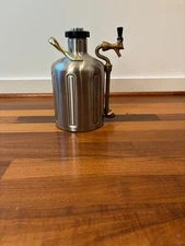 GrowlerWerks UKeg 128oz Stainless Steel Carbonated Beer Growler FREE SHIP