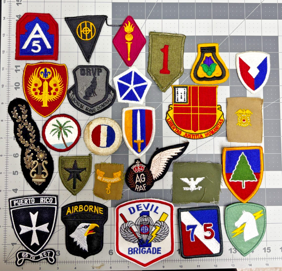#51 Lot of 25 Mixed Patches