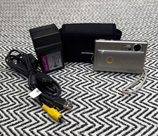 Sony Cybershot DSC-T1 5.0MP 3x Optical Zoom Digital Camera Silver Mem Card WORKS