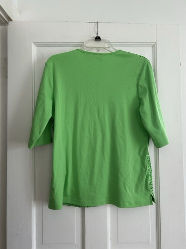 Womens Quacker Factory Bright Green Top w/ Sequins, Elbow Sleeve & V Neck Sz L - Picture 6 of 6