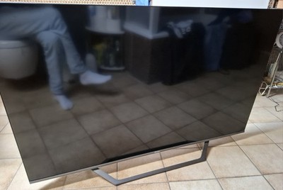 Hisense 4 k  Fernseher 55Ahq, mit Standfuss, original FB, OVP - DEFEKT: Display